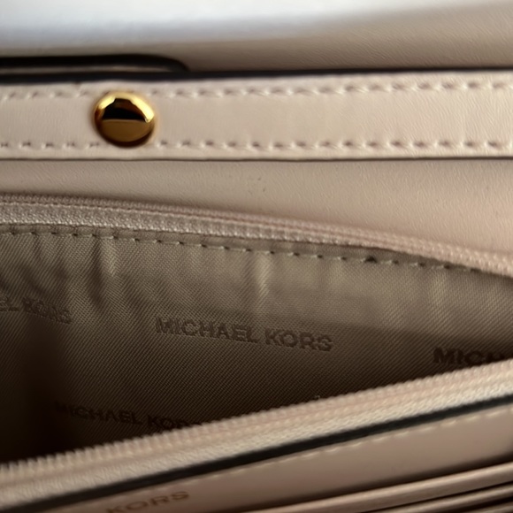 Michael Kors Sling bag - Picture 7 of 7
